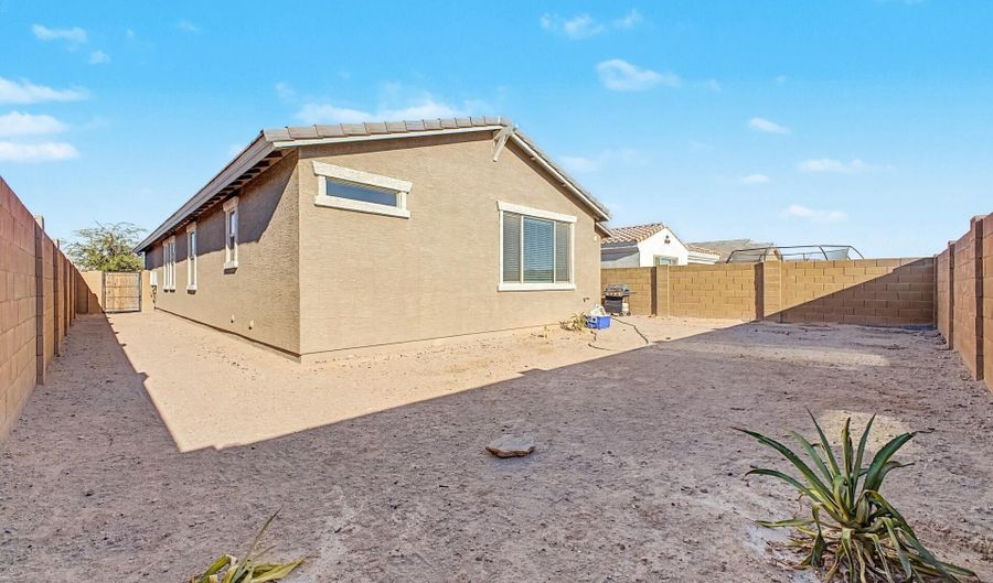 404 S 202ND Ln, Buckeye, AZ 85326 - 4 Beds, 3 Bath