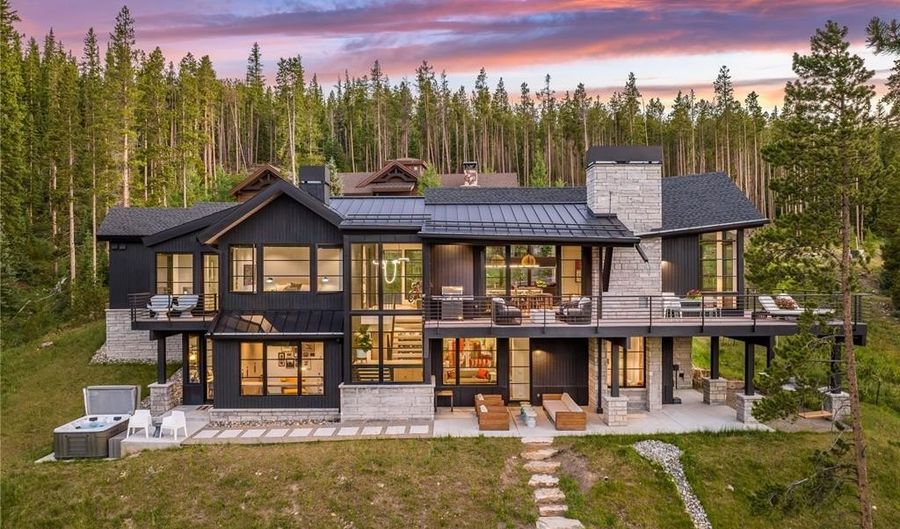 586 DISCOVERY HILL Dr, Breckenridge, CO 80424 - 4 Beds, 4 Bath