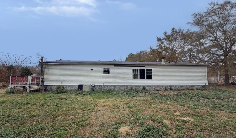50006 B & K Dr, Aberdeen, MS 39730 - 3 Beds, 2 Bath