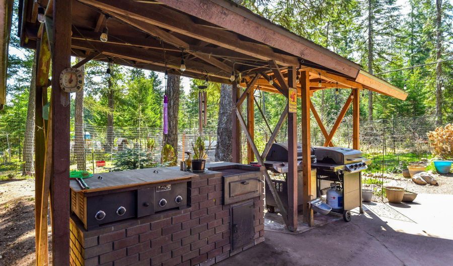 16232 E 1ST St, Bayview, ID 83803 - 3 Beds, 2 Bath