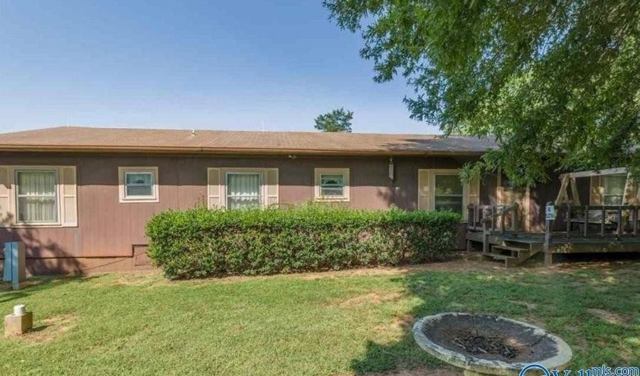 218 Macedonia Rd, Ardmore, AL 35739 - 3 Beds, 2 Bath