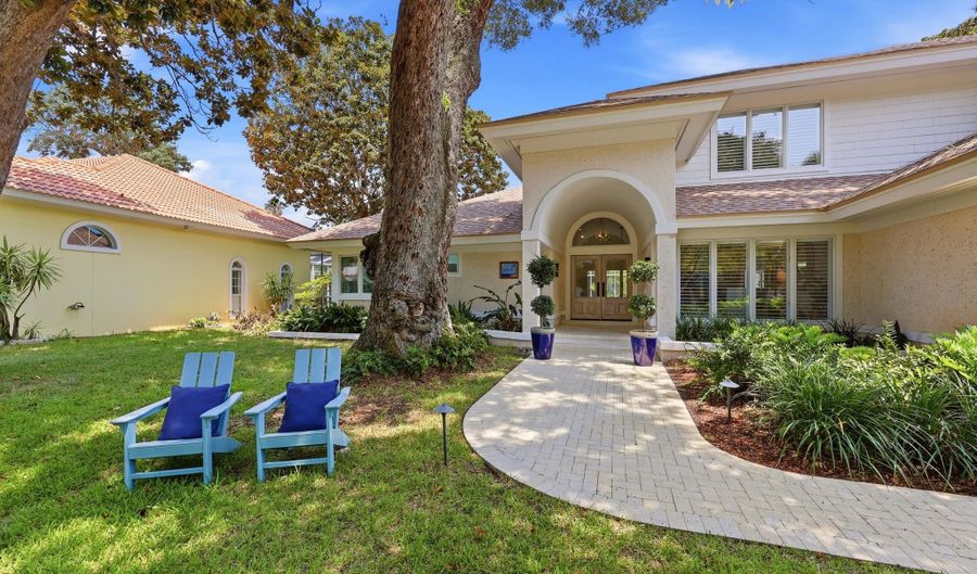 2313 BEACHCOMBER Trl, Atlantic Beach, FL 32233 - 5 Beds, 4 Bath