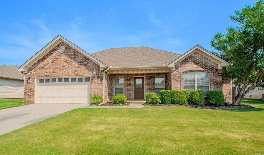 111 Lariat Dr, Austin, AR 72007 - 4 Beds, 2 Bath