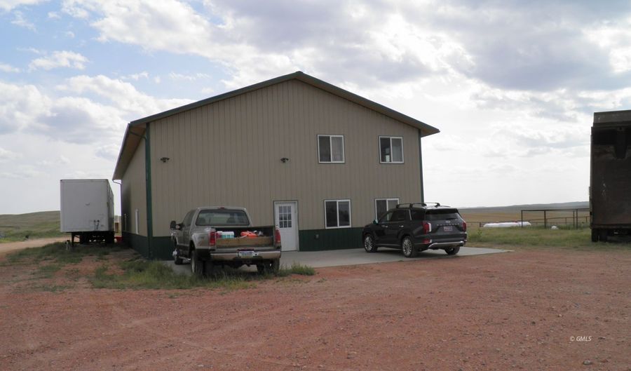 146 Beer Can Aly, Wibaux, MT 59353 - 7 Beds, 0 Bath