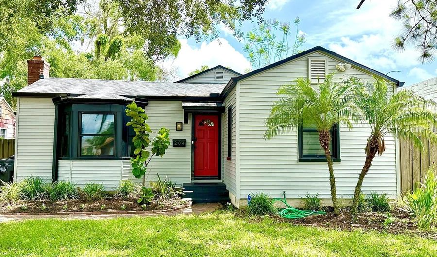 204 E HARVARD St, Orlando, FL 32804 - 3 Beds, 2 Bath