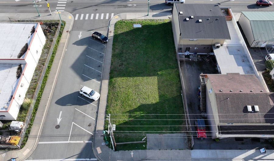 531 HEMLOCK St, Brookings, OR 97415 - 0 Beds, 0 Bath