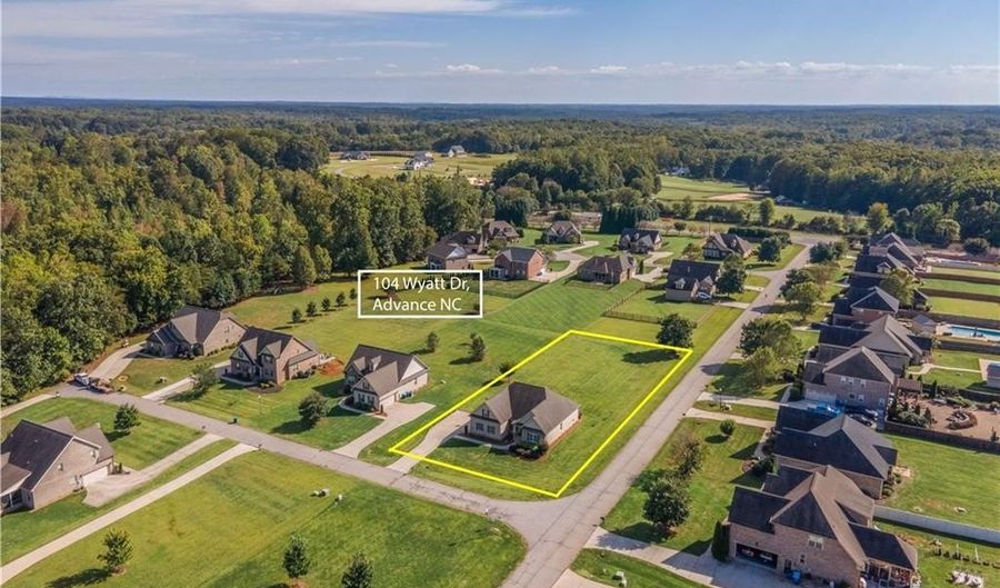 104 Wyatt Dr, Advance, NC 27006 - 3 Beds, 3 Bath