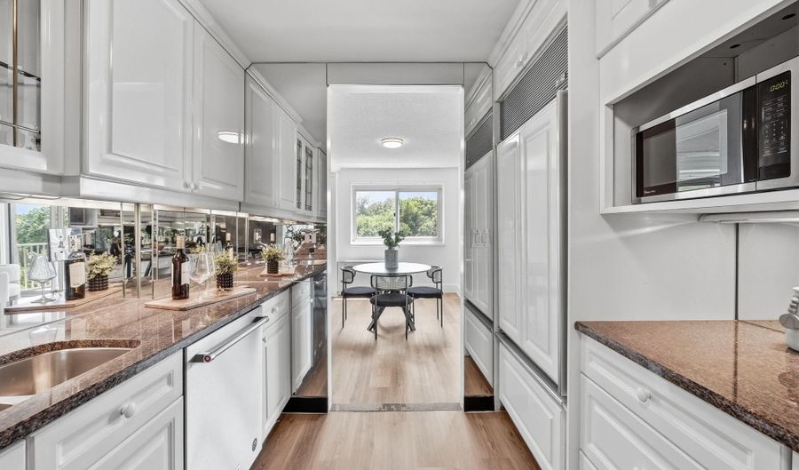 1225 MARTHA CUSTIS Dr 717, Alexandria, VA 22302 - 2 Beds, 2 Bath