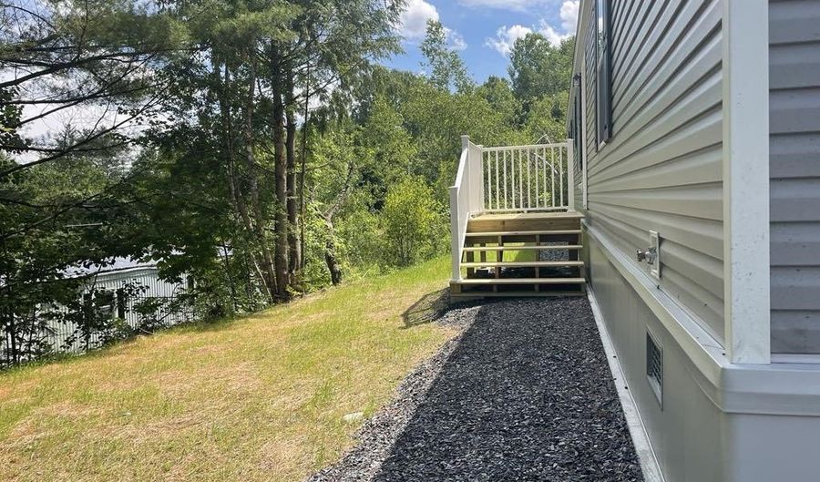 31 Bennington Dr, Berlin, VT 05602 - 3 Beds, 2 Bath