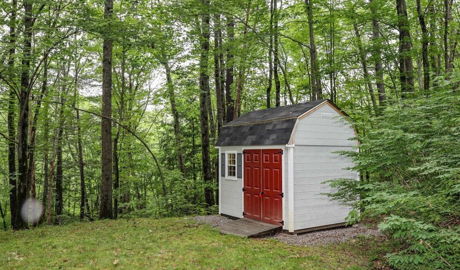 36 Old Farm Rd, Bedford, NH 03110 - 4 Beds, 3 Bath
