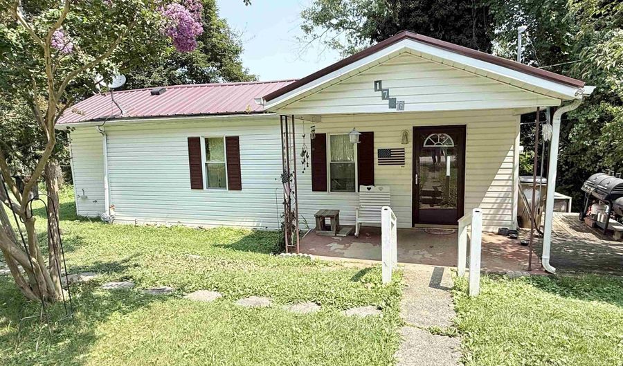 1157 Hash Ridge Rd, Barboursville, WV 25504 - 2 Beds, 1 Bath