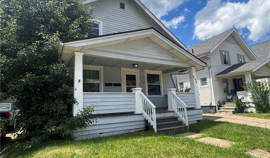 902 Columbia Ave, Akron, OH 44310 - 4 Beds, 2 Bath