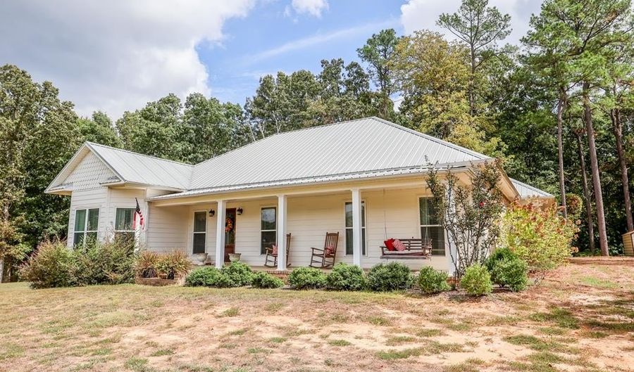 900 Hwy 7 N, Abbeville, MS 38601 - 3 Beds, 2 Bath