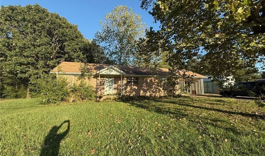 1301 Avenue 3 SE, Atkins, AR 72823 - 3 Beds, 2 Bath