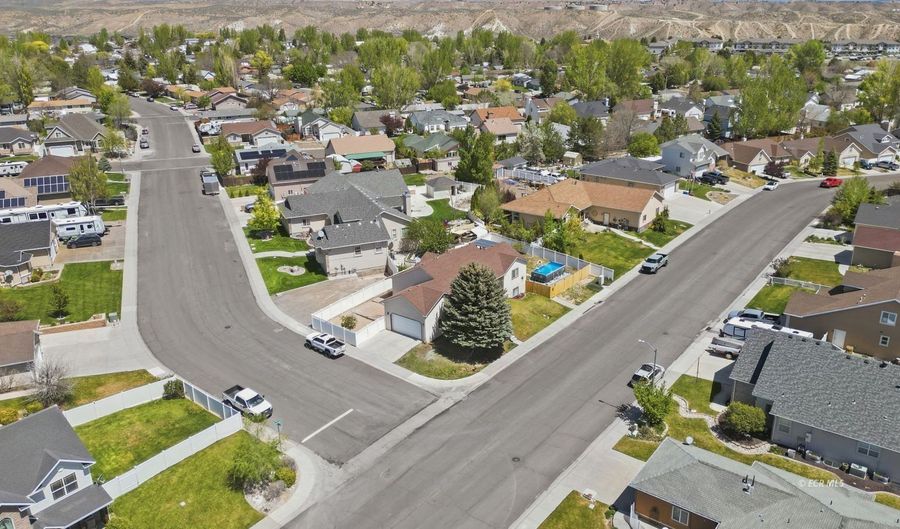 322 Cottonwood Dr, Elko, NV 89801 - 4 Beds, 3 Bath