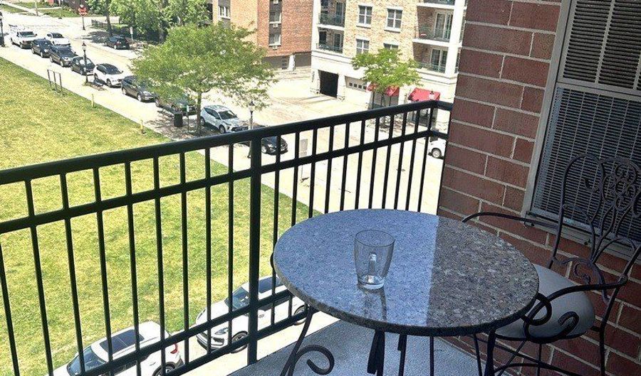 1 S Highland Ave 402, Arlington Heights, IL 60005 - 1 Beds, 1 Bath