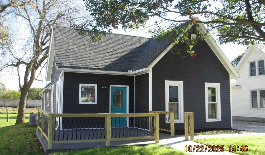 404 Main St, Anita, IA 50020 - 2 Beds, 2 Bath