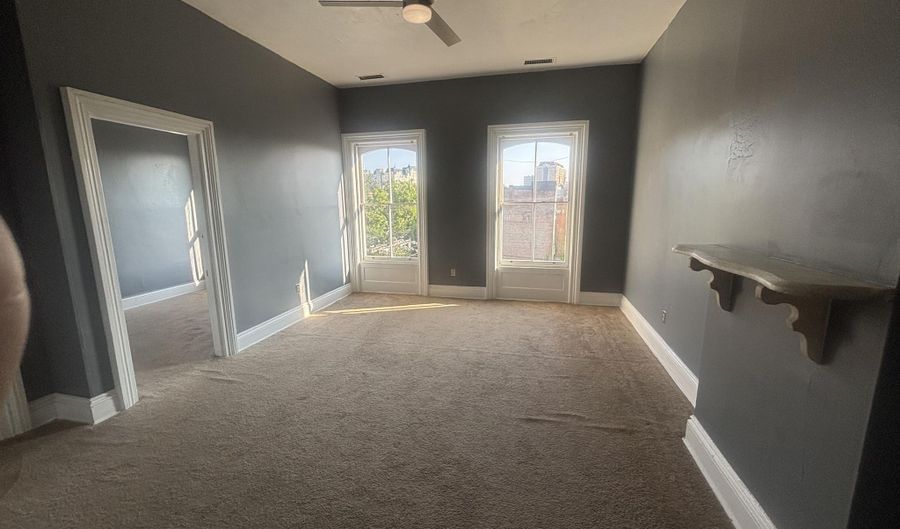 17 Ash Grove Pl 4, Albany, NY 12202 - 2 Beds, 1 Bath