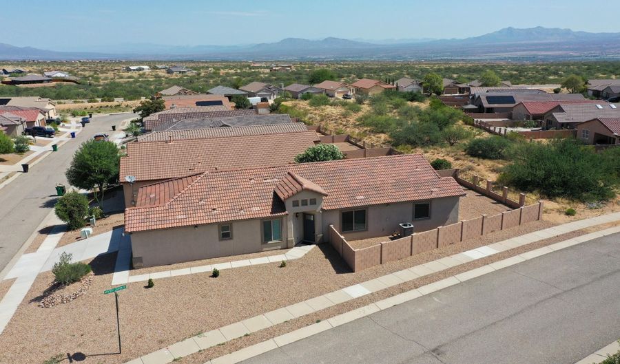1704 Tenen Pass Dr, Benson, AZ 85602 - 4 Beds, 2 Bath