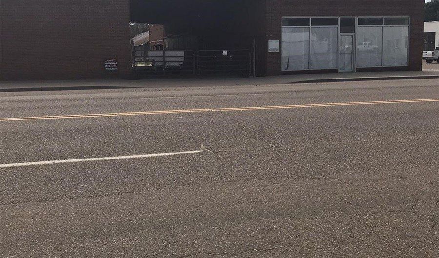301 Douglas, Beaver, OK 73932 - 0 Beds, 0 Bath