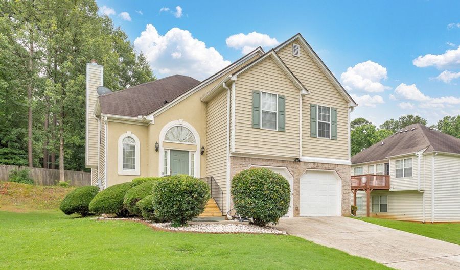 1979 Stonecrest Dr, Austell, GA 30106 - 4 Beds, 3 Bath