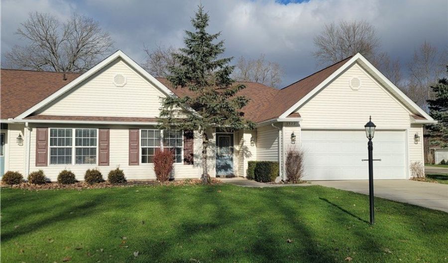 3522 Castaway Cv, Aurora, OH 44202 - 2 Beds, 2 Bath