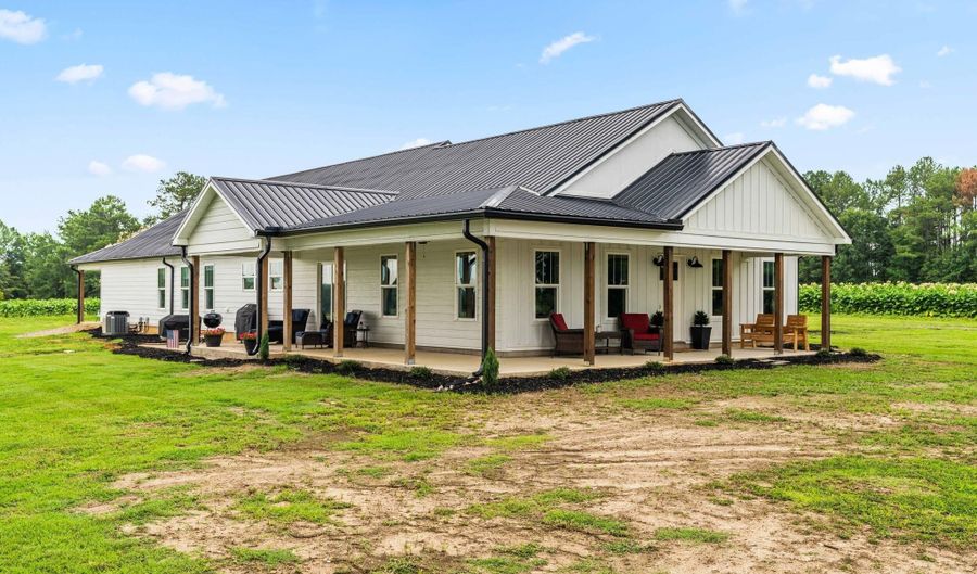 202 Grays Ln, Angier, NC 27501 - 4 Beds, 3 Bath