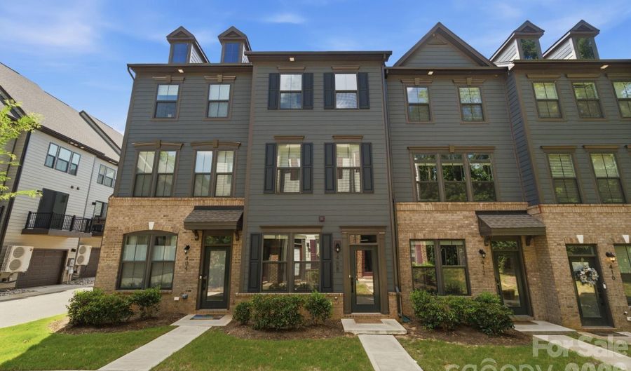 408 Tristram Ln, Charlotte, NC 28205 - 3 Beds, 4 Bath