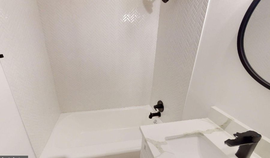 807 PARK Ave 7, Baltimore, MD 21201 - 1 Beds, 1 Bath