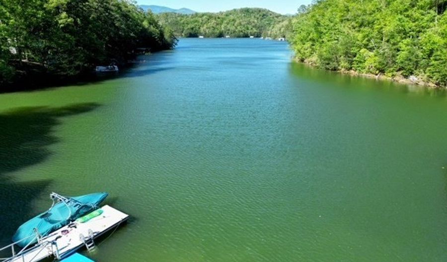 238 Lakeview Dr, Almond, NC 28702 - 3 Beds, 2 Bath