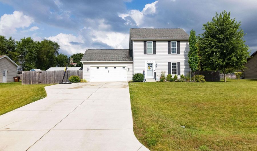 3193 Beaver Crk, Adrian, MI 49221 - 3 Beds, 3 Bath