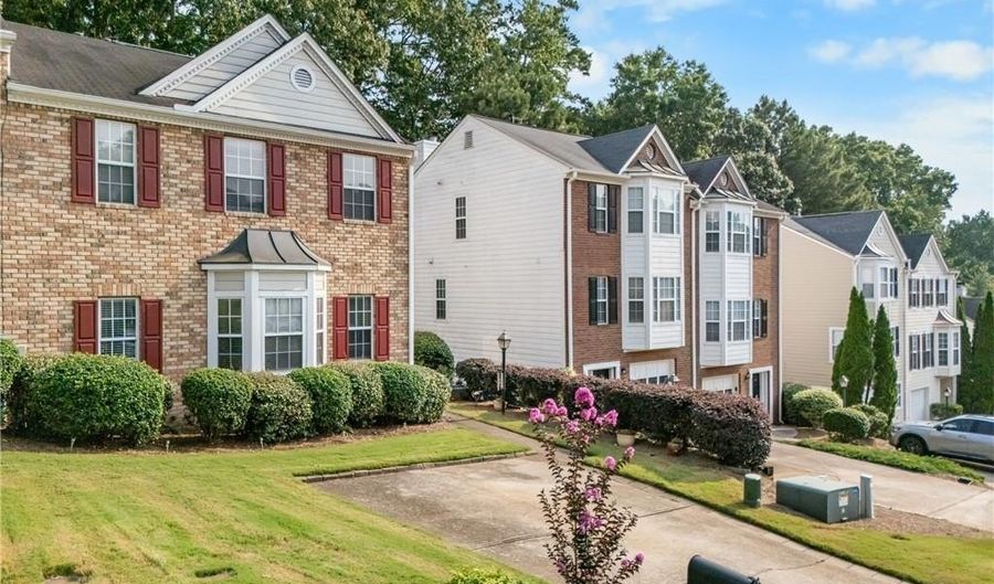 2505 Thorngate Dr, Acworth, GA 30101 - 2 Beds, 2 Bath
