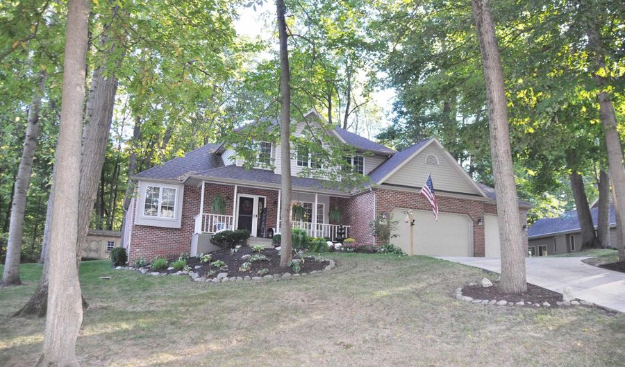114 Chaudoin Dr, Angola, IN 46703 - 3 Beds, 3 Bath