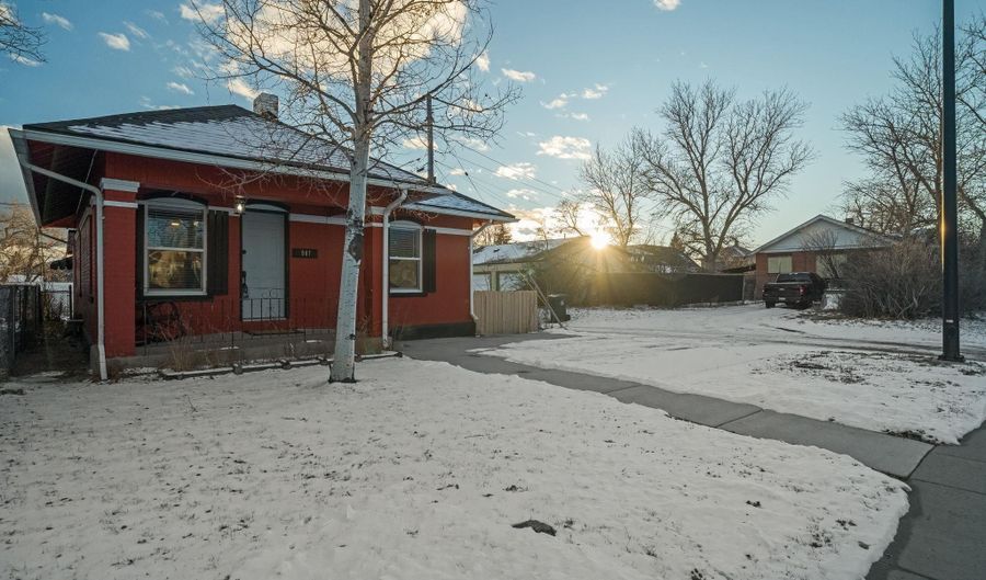907 W PERSHING Blvd, Cheyenne, WY 82001 - 1 Beds, 1 Bath