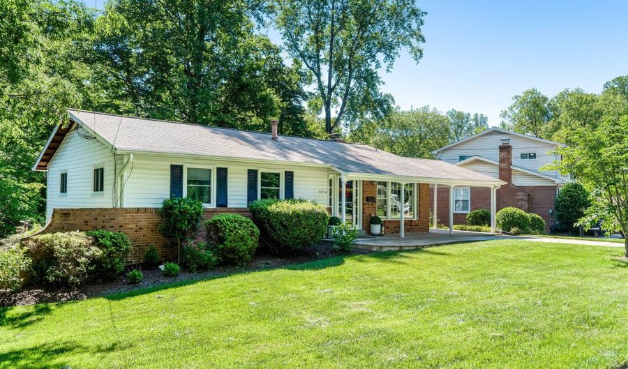 5019 FLEMING Dr, Annandale, VA 22003 - 4 Beds, 3 Bath