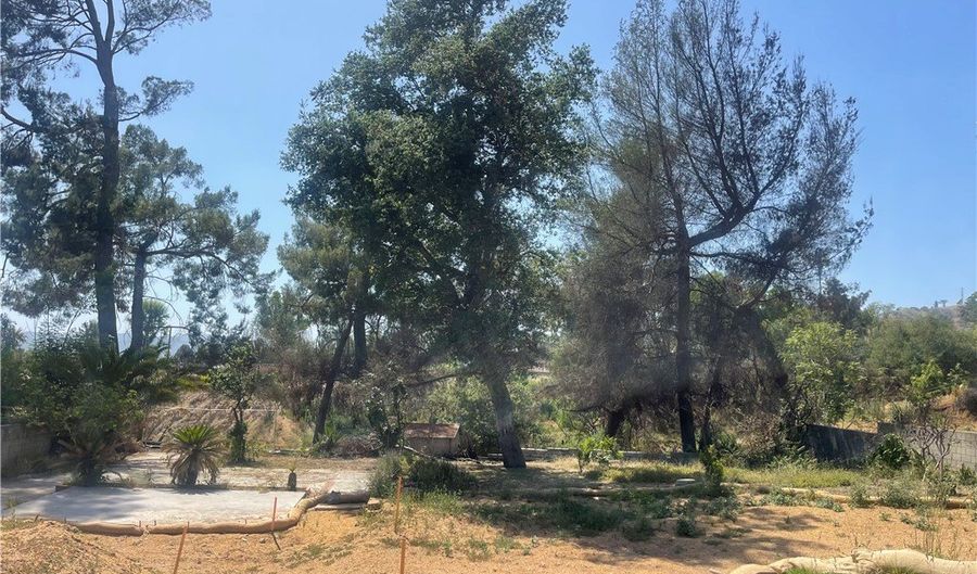 163 E Loma Alta Dr, Altadena, CA 91001 - 0 Beds, 0 Bath