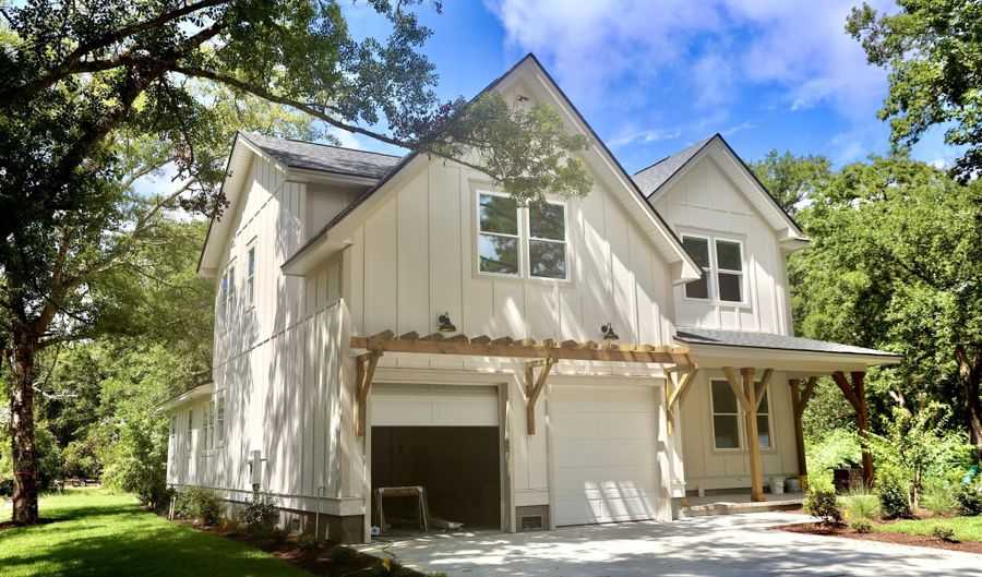 973 Bellas Lane Ln, Awendaw, SC 29429 - 4 Beds, 4 Bath