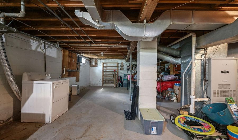 212 N AMERICAN Ave, Dover, DE 19901 - 3 Beds, 1 Bath