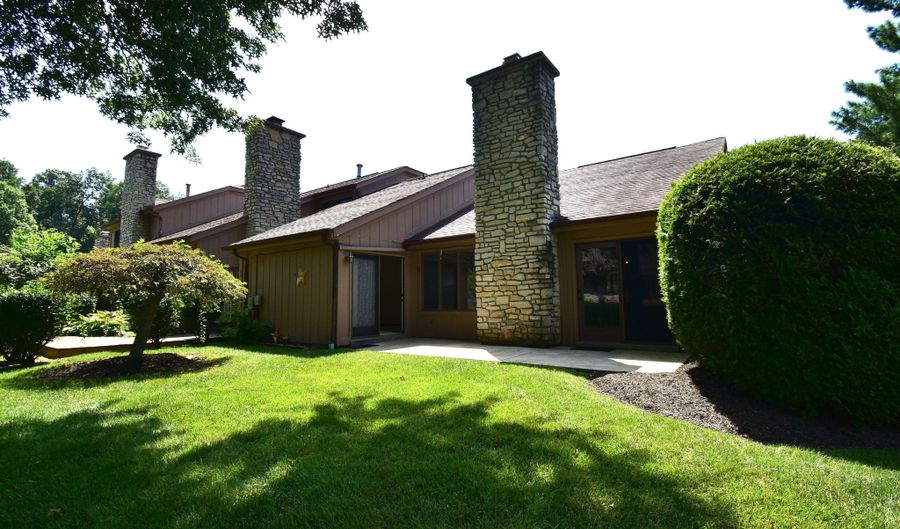 135 Winding Way, Batesville, IN 47006 - 2 Beds, 2 Bath