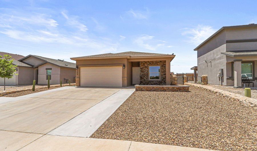 1175 Yucatan Pl, Anthony, NM 88021 - 3 Beds, 2 Bath