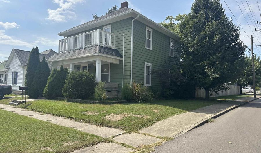 601 Q St, Bedford, IN 47421 - 3 Beds, 2 Bath