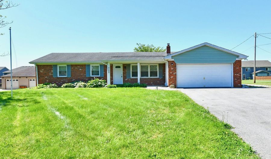4189 E County Road 100 N, Avon, IN 46123 - 3 Beds, 2 Bath