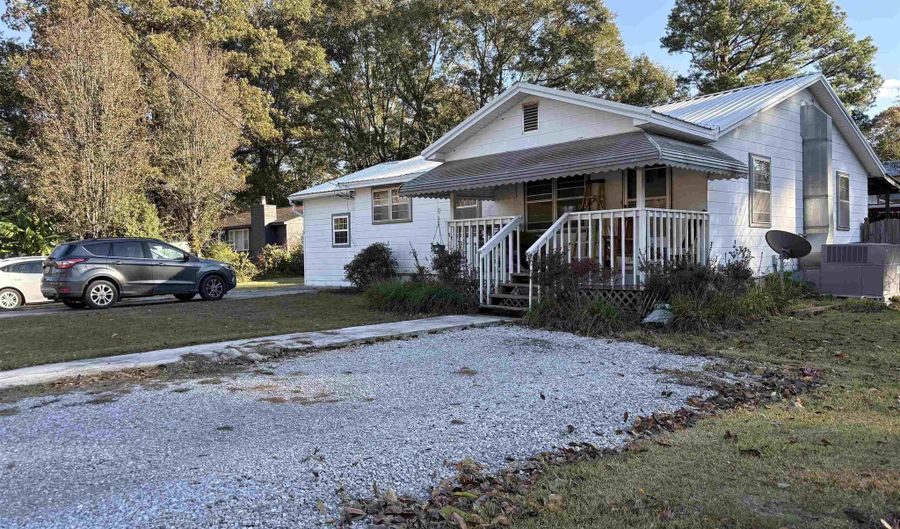 917 5TH Ave, Alabaster, AL 35007 - 2 Beds, 2 Bath