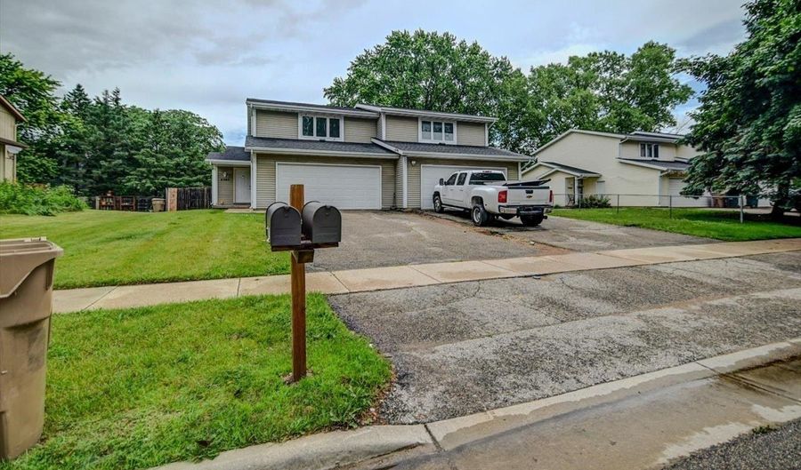 2305-2307 McKenna Blvd, Madison, WI 53711 - 6 Beds, 0 Bath