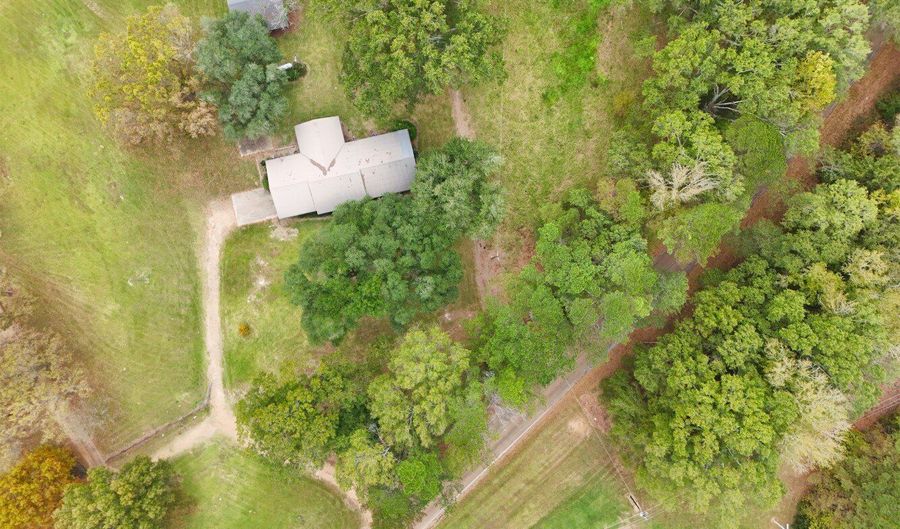 5490 Scotland Rd, Bentonia, MS 39040 - 3 Beds, 3 Bath