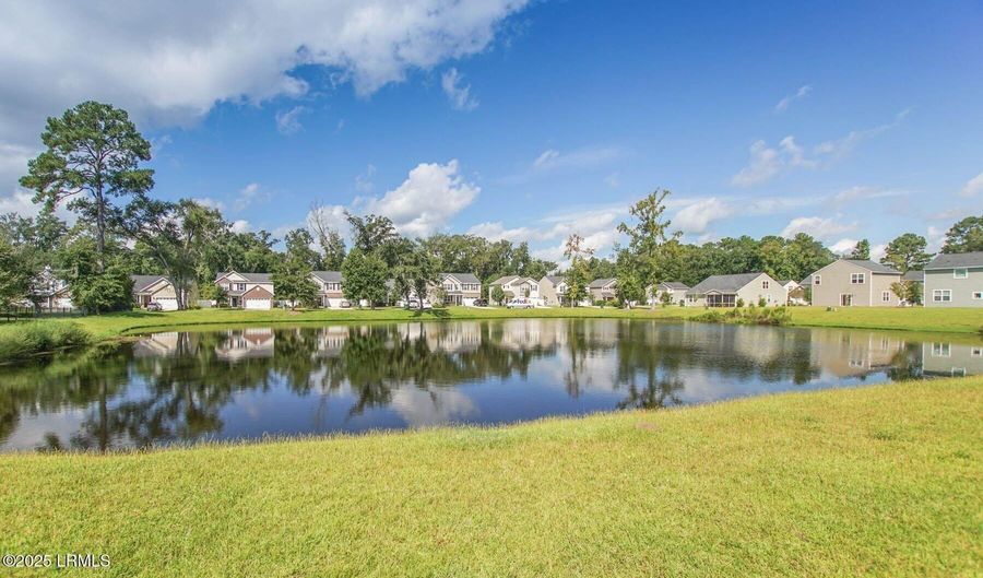 36 Pacolet Ln, Beaufort, SC 29906 - 5 Beds, 3 Bath