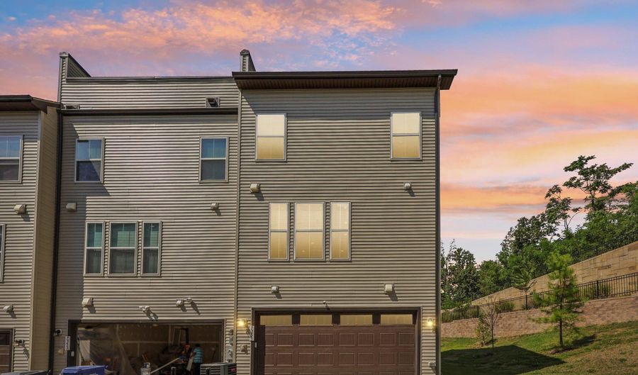 7355 MOUNTAINEER Dr, Alexandria, VA 22306 - 4 Beds, 4 Bath