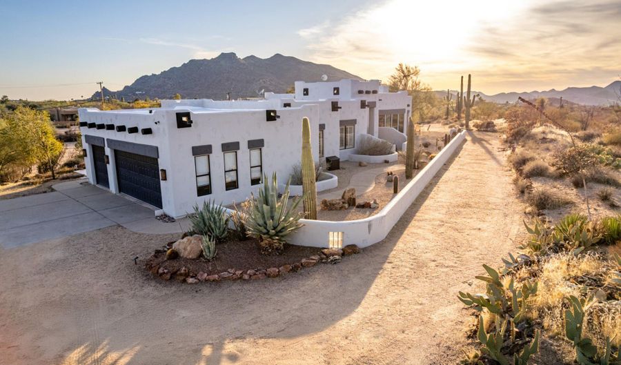 37646 N Dream St, Carefree, AZ 85377 - 4 Beds, 3 Bath