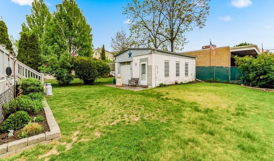 128 READING Ave, Barrington, NJ 08007 - 3 Beds, 2 Bath