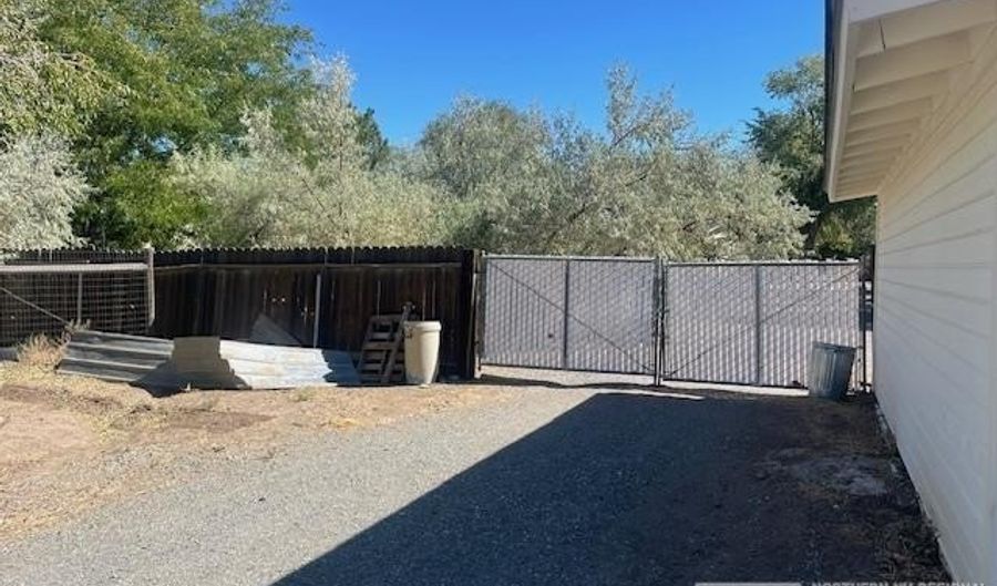 772 Scout Cir, Gardnerville, NV 89410 - 3 Beds, 3 Bath